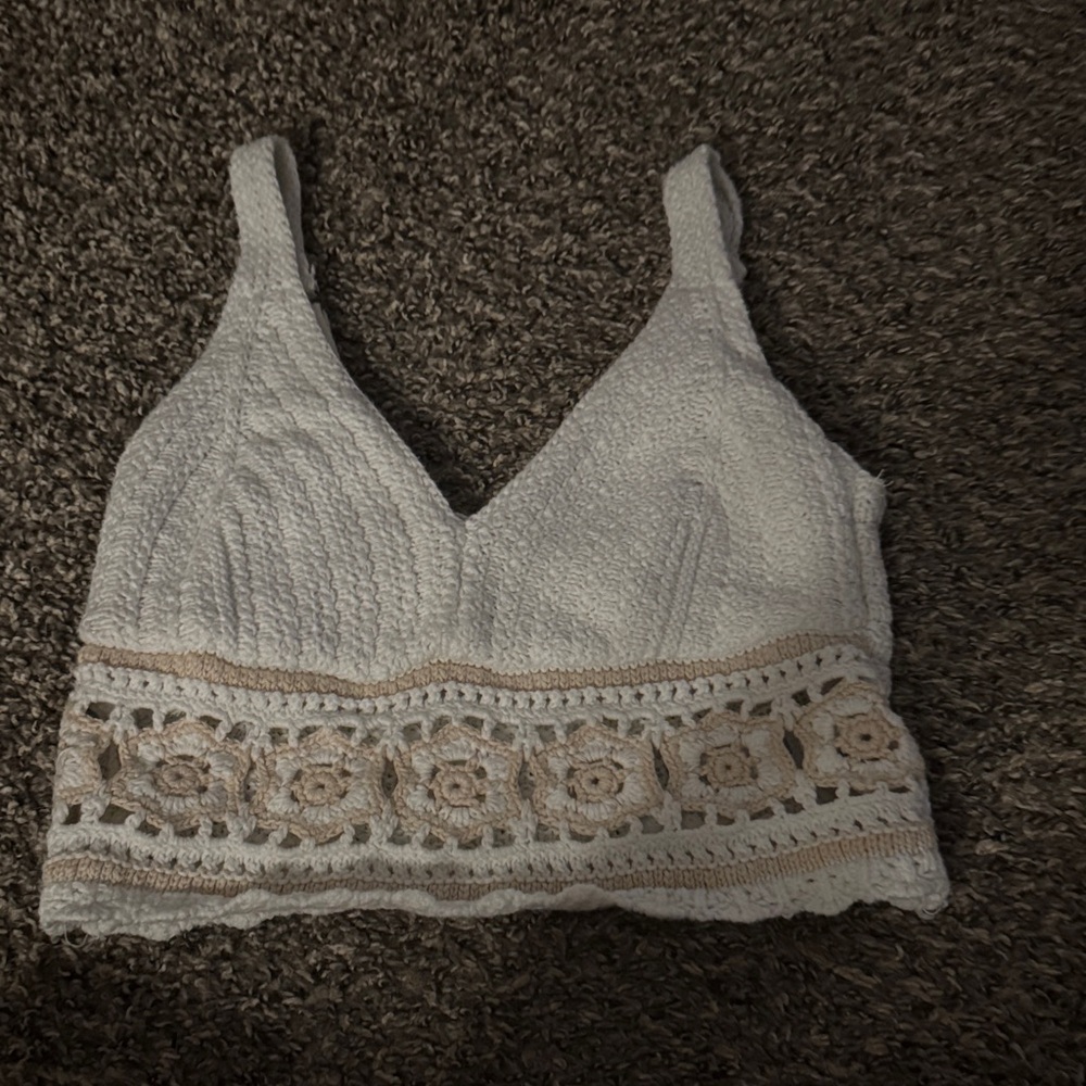 Hollister Cream Crochet Trim Crop Top